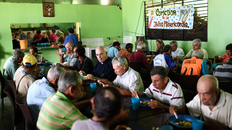 Caritas: Humanitäre Lage in Venezuela dramatisch
