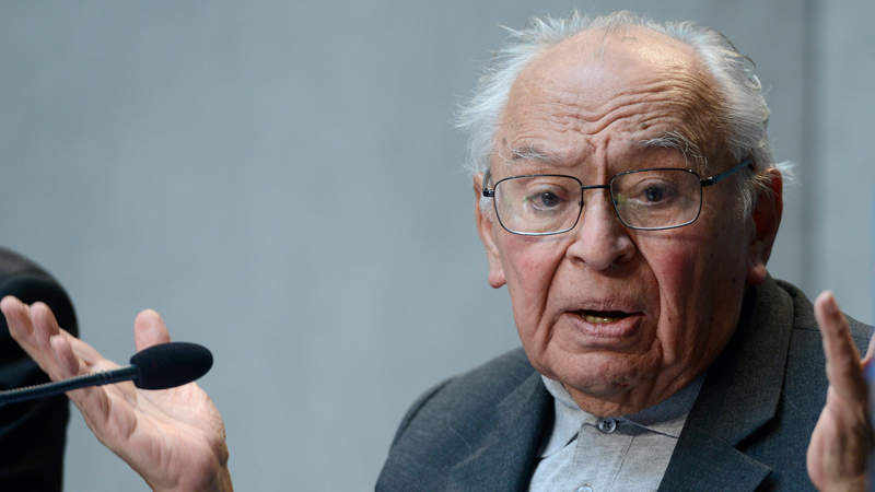 Befreiungstheologe Gutierrez: Wir müssen den Papst unterstützen