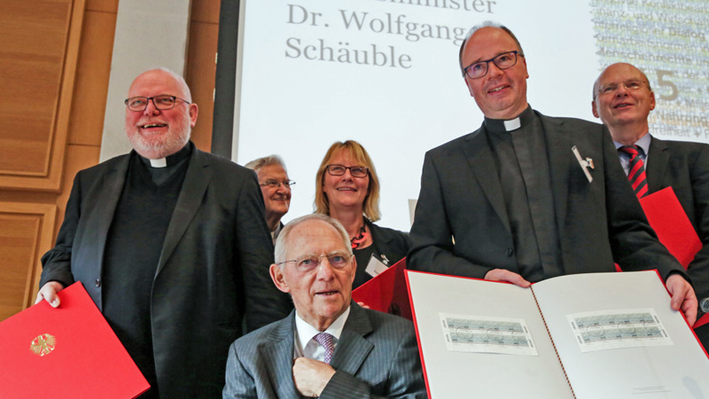 Kirche und Politik würdigen Arbeit von Justitia et Pax