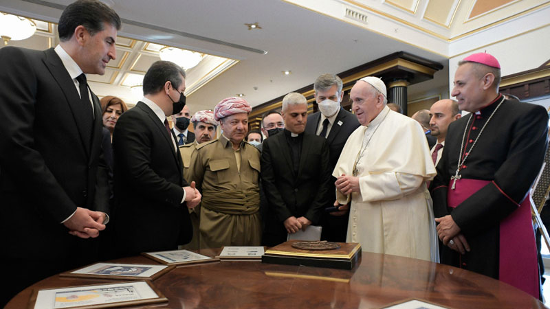 Papst Franziskus wirbt im Irak für Vielfalt und Verständigung