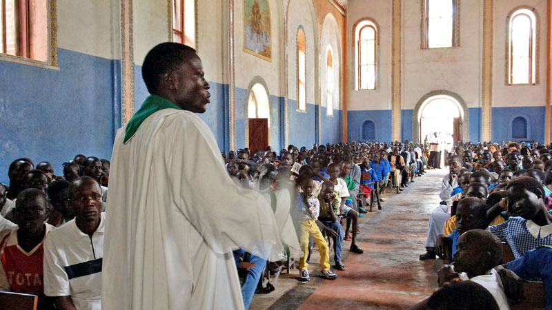 Afrikas Kirche bittet um Hilfe im Kampf gegen Missbrauch