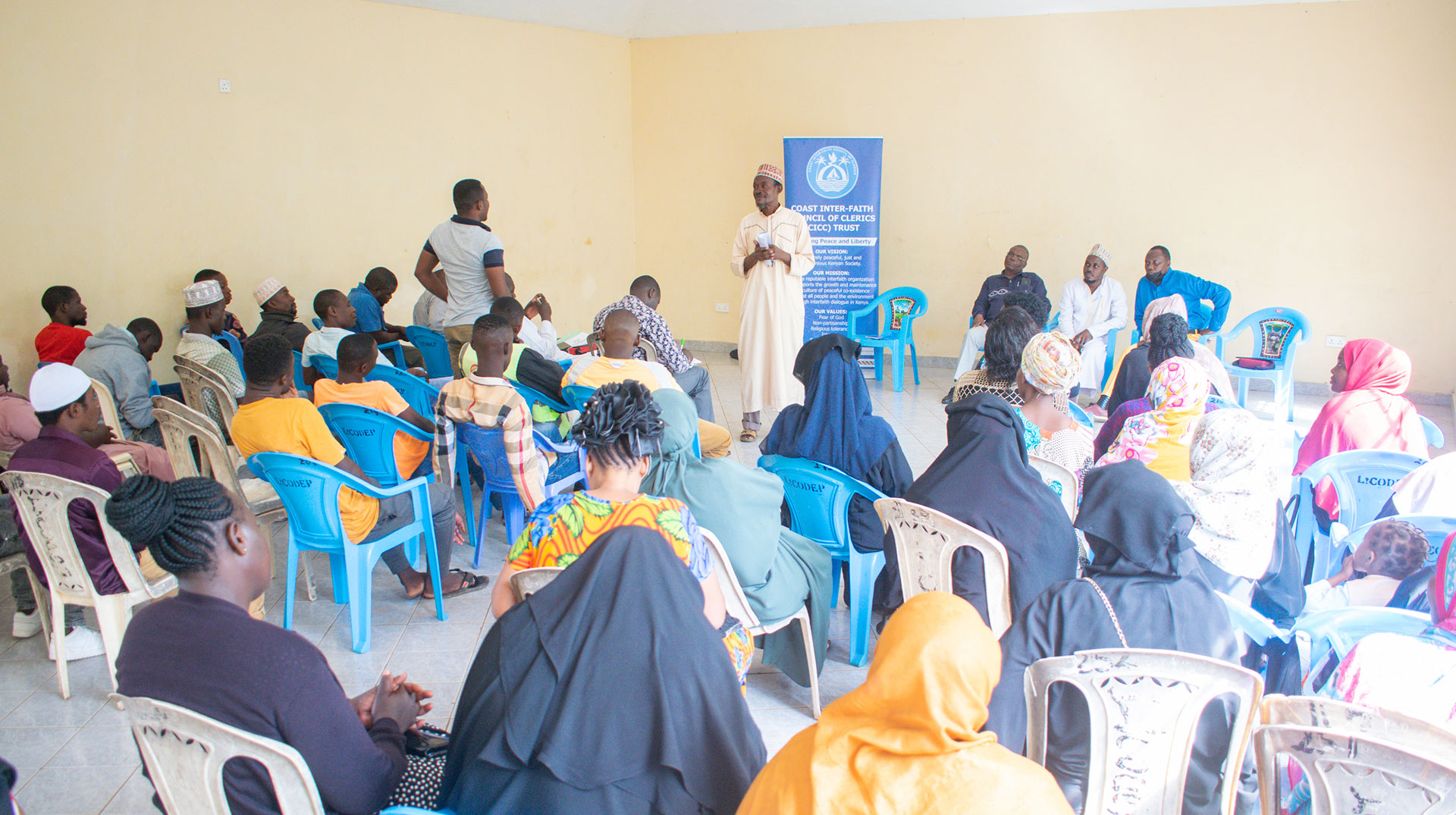 Workshop des Coast Interfaith Council of Clerics Trust, Träger des Agiamondo-Engagementpreises 2022