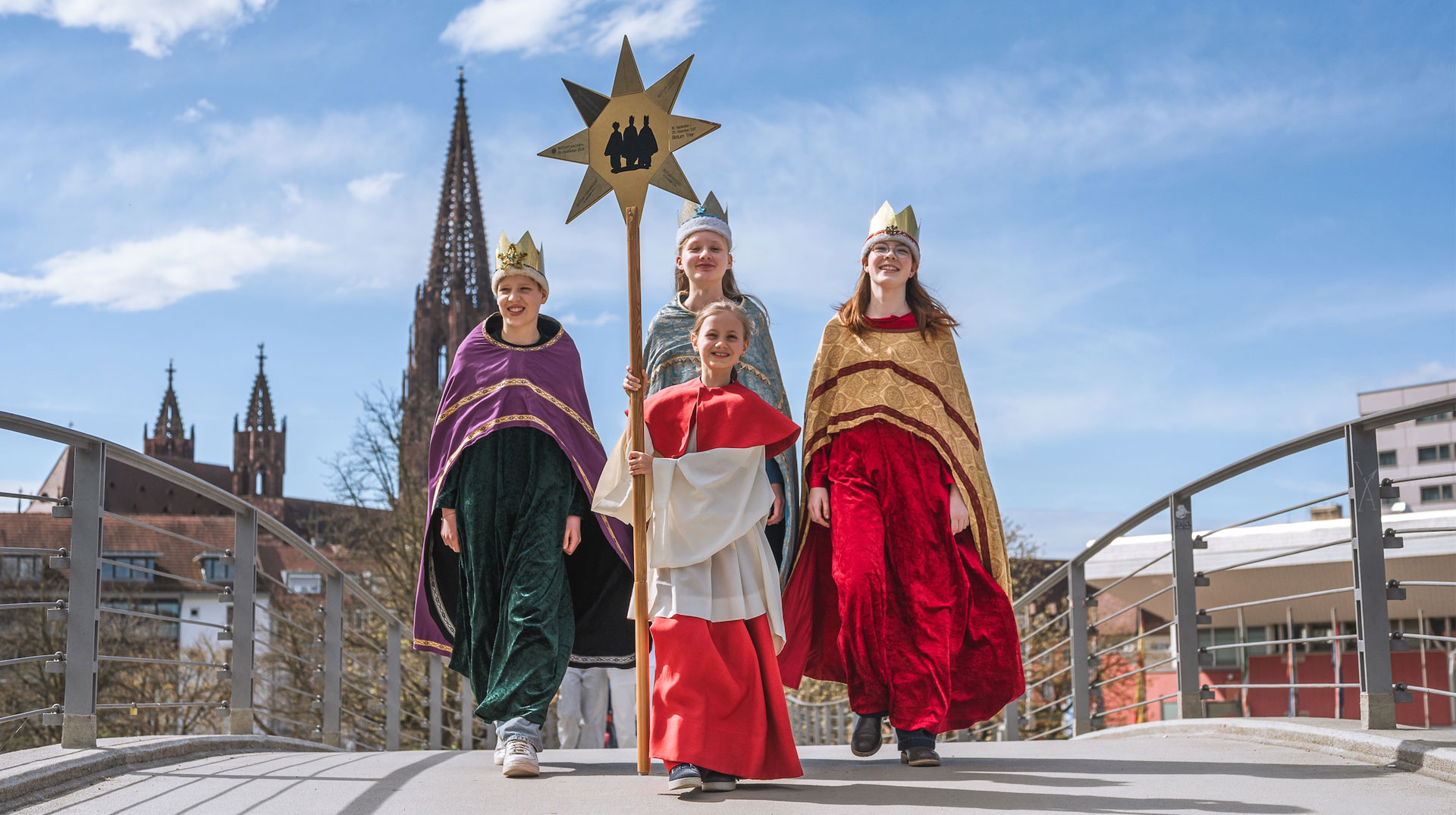 Sternsinger aus der katholischen Kirchengemeinde St. Blasius in Freiburg-Zähringen