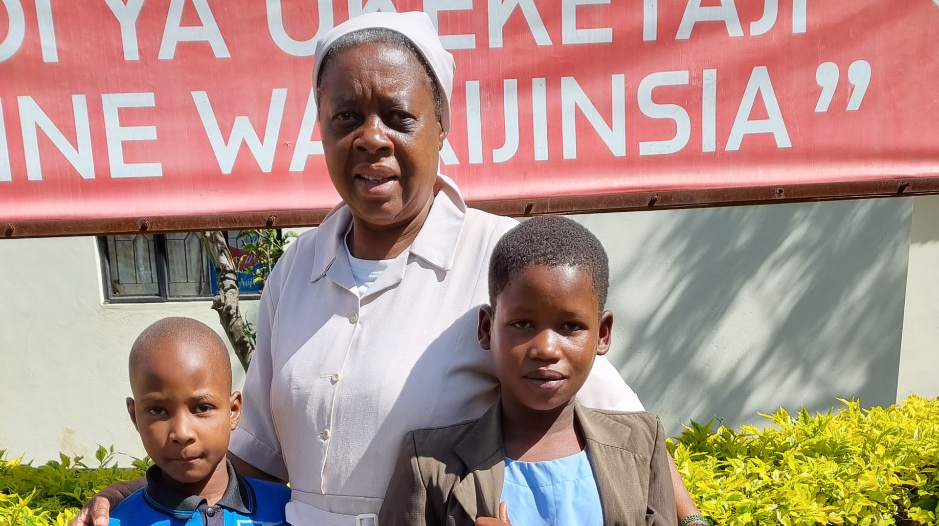 Schwester Bibiane Bokamba Nzali leitet die Organisation zur Beendigung weiblicher Genitalverstümmelung