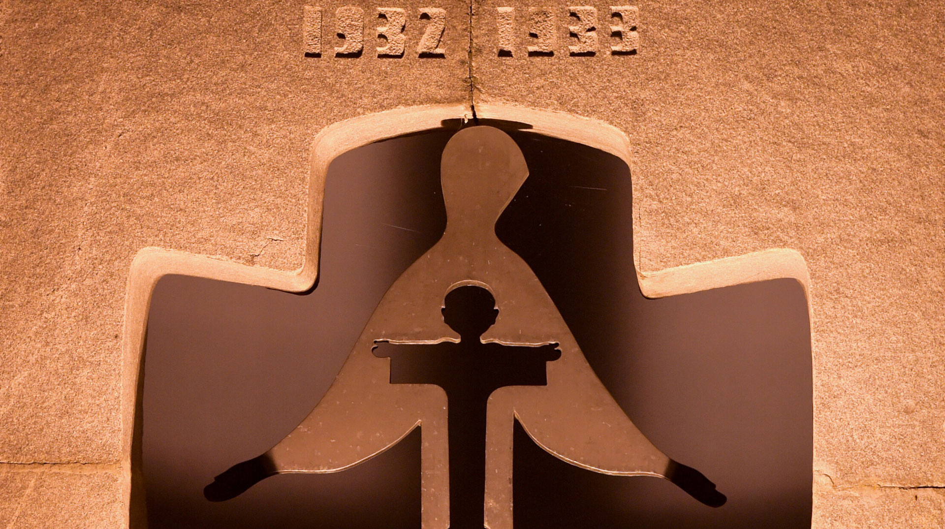 Gedenkstätte für die Millionen Opfer des Holodomor, der großen Hungersnot von 1932 bis 1933, vor dem St. Michaelskloster in Kiew.