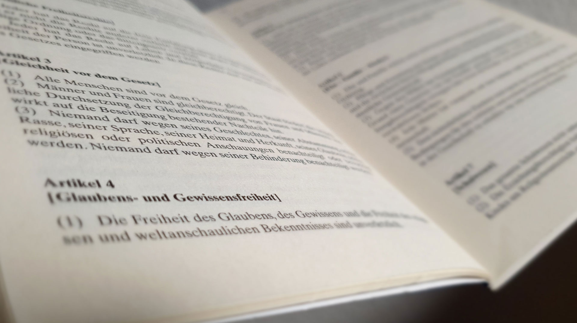 Grundgesetz Artikel 3 und 4: Gleichheit vor dem Gesetz sowie Glaubens- und Gewissensfreiheit