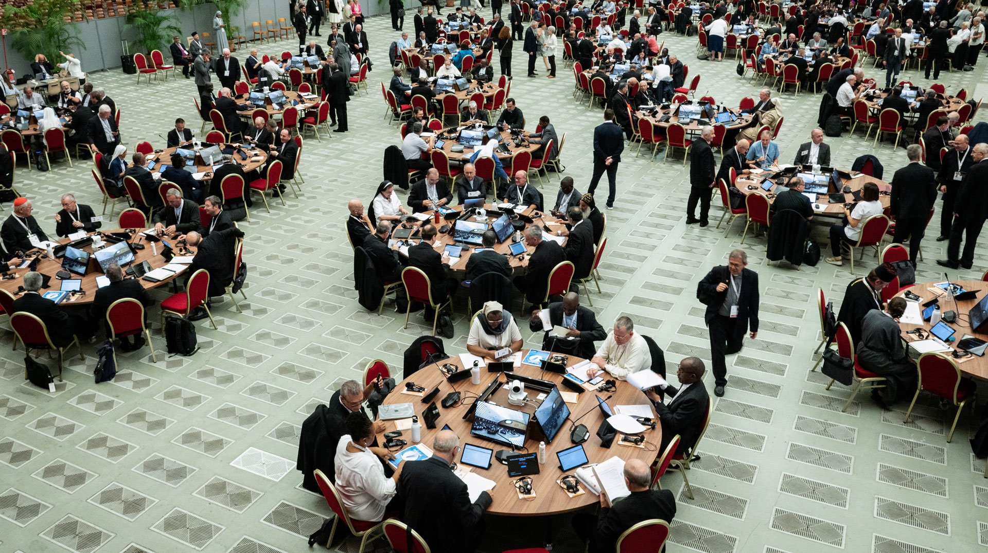 Beratungen bei Weltsynode