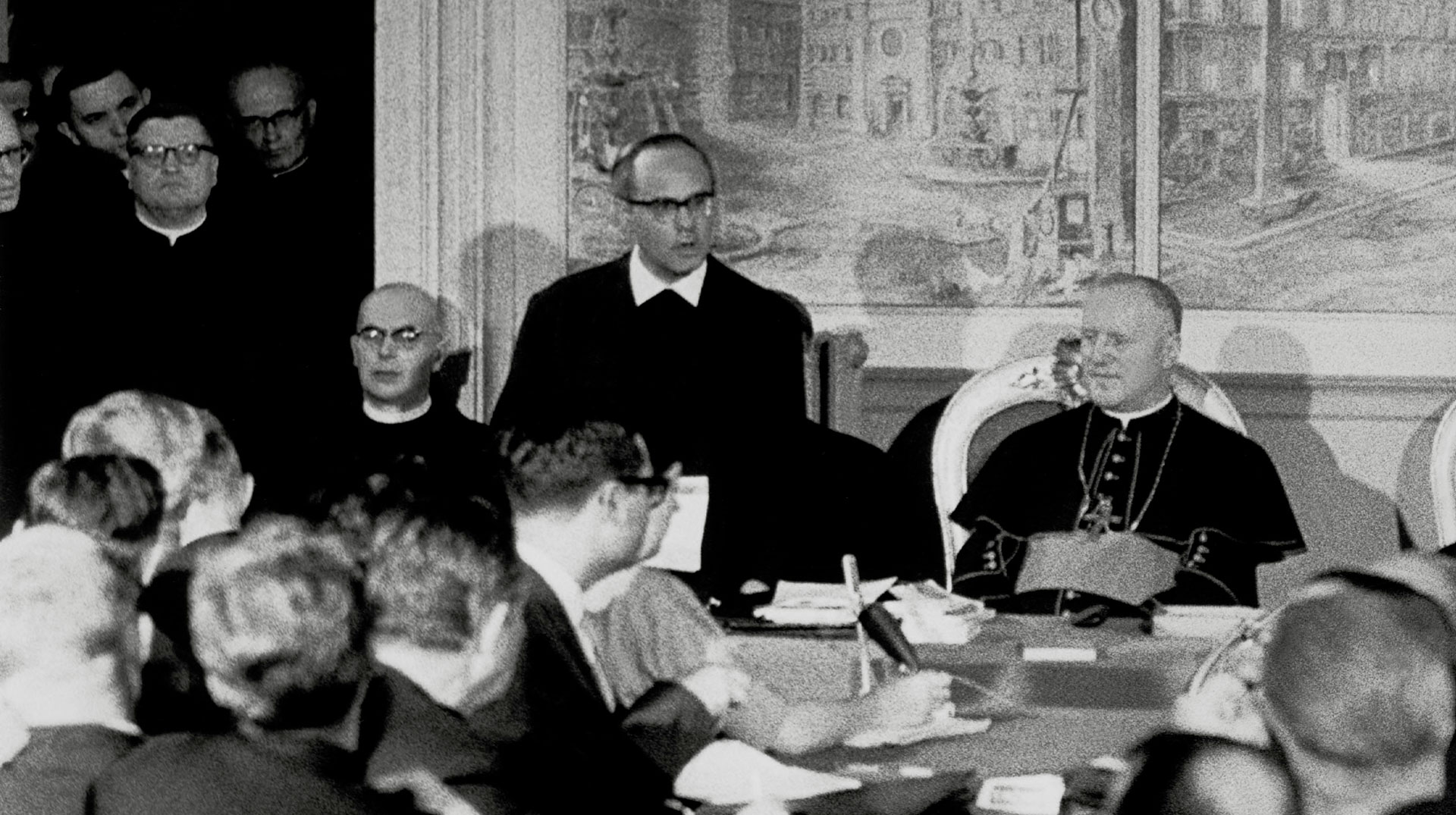 Karl Rahner hält ein Referat im Rahmen des 2. Vatikanum