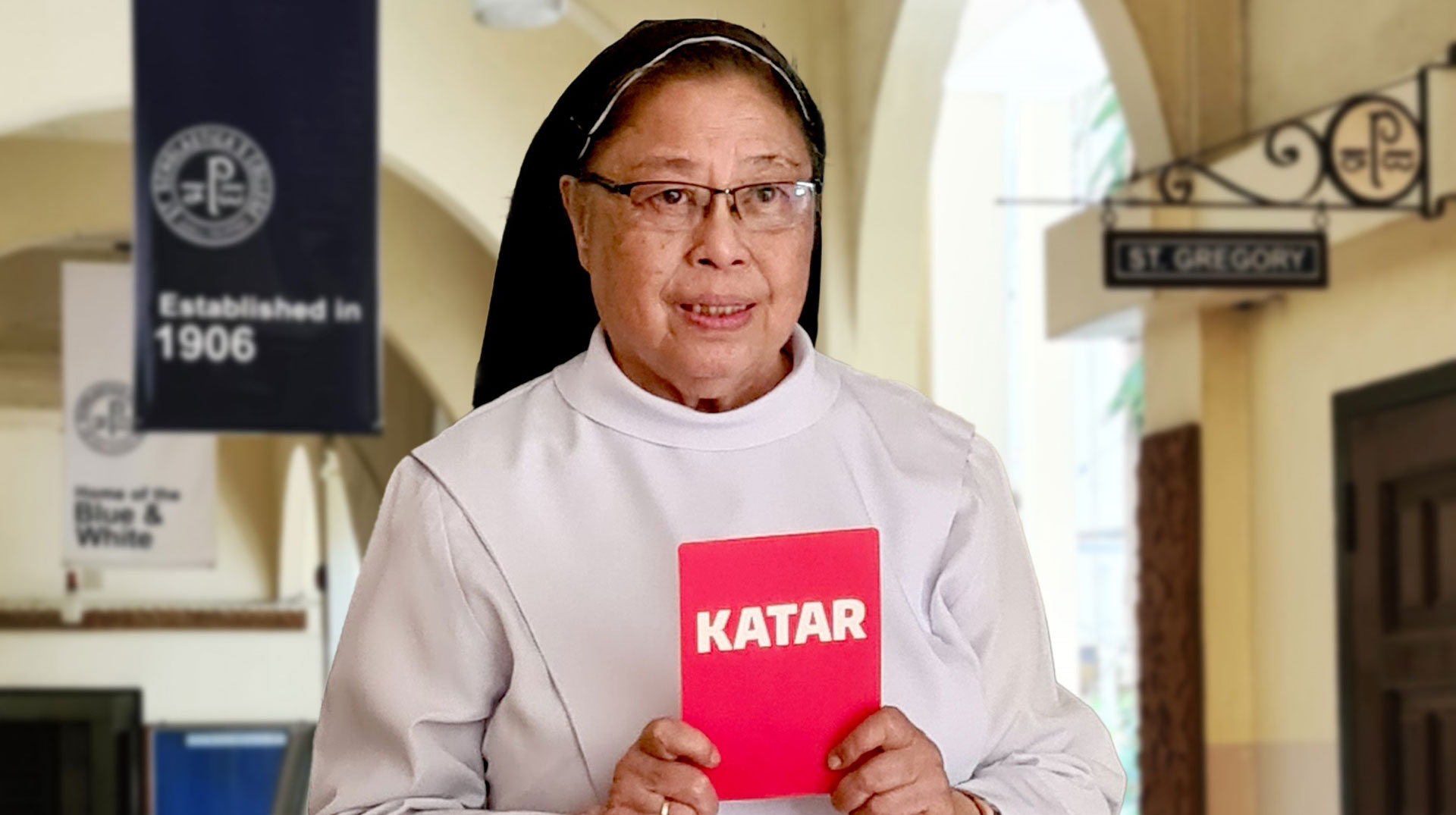Schwester Mary John zeigt Katar die rote Karte