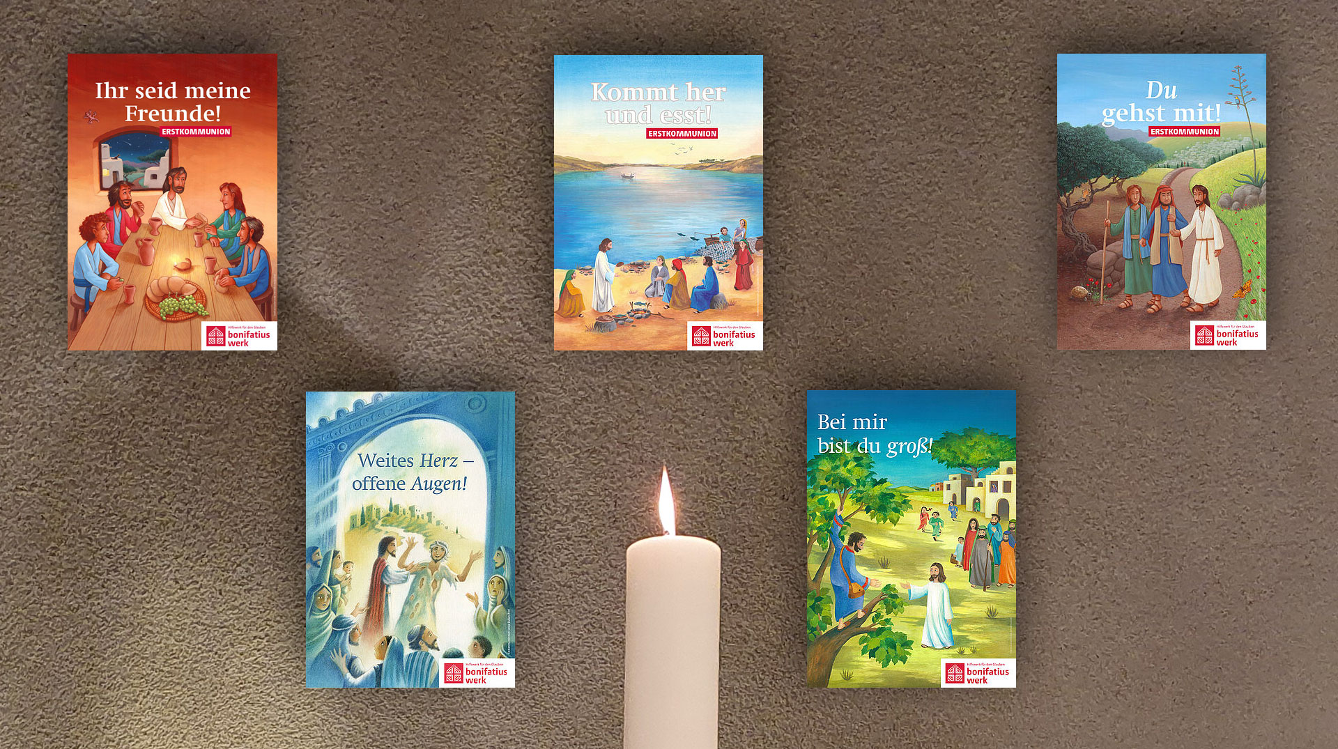 Symbolhafte Abbildungen vergangener Aktionshefte der Erstkommunionaktion des Bonifatiuswerks (unleserlich)