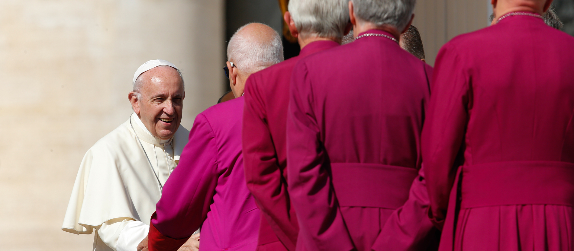 Pope Francis welcomes Anglican bishops