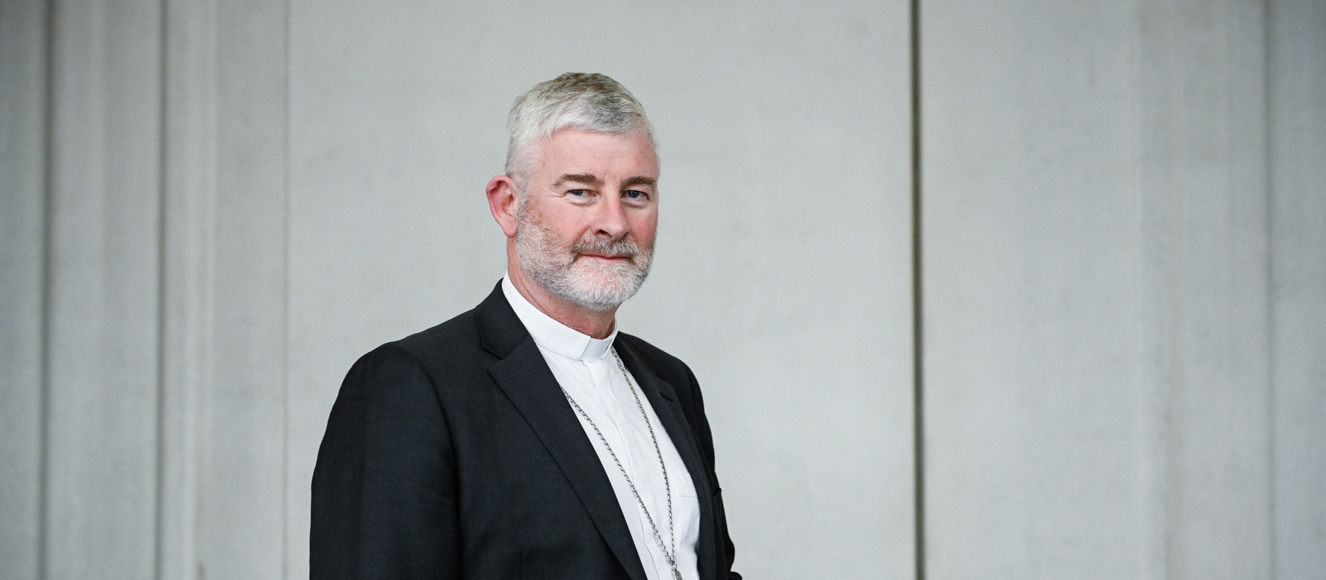 Bischof Shane Mackinlay bei der fünften Synodalversammlung in Frankfurt