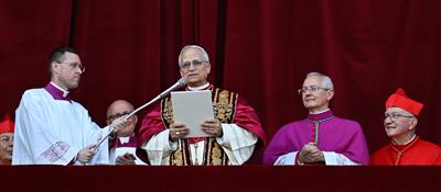 Papst Leo XIV. hält seine erste Ansprache