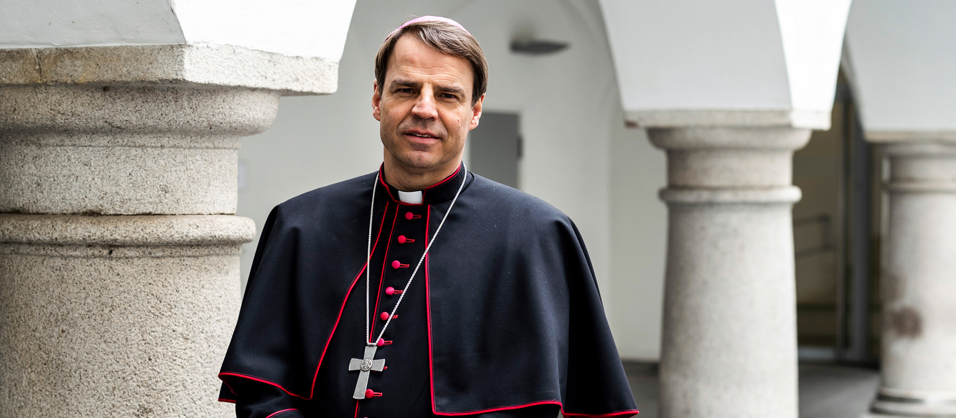 Bishop Oster of Passau stays away from synodal committee - english.katholisch.de